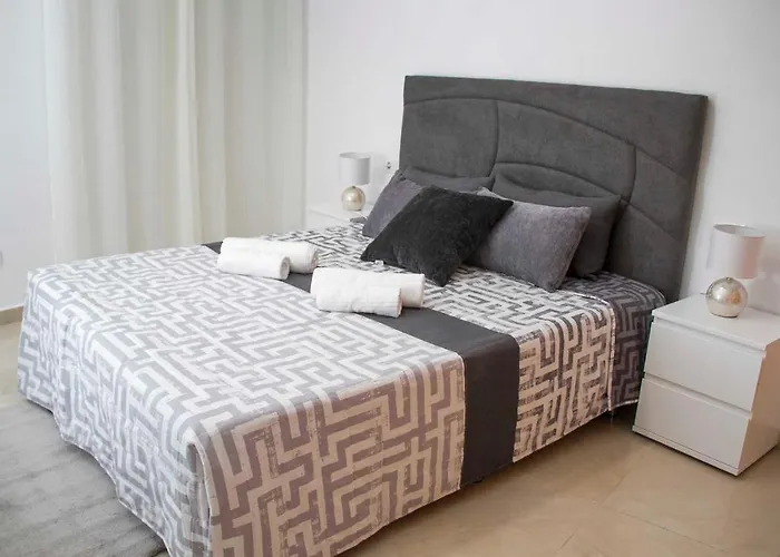 Perales,tacoronte Apartman *